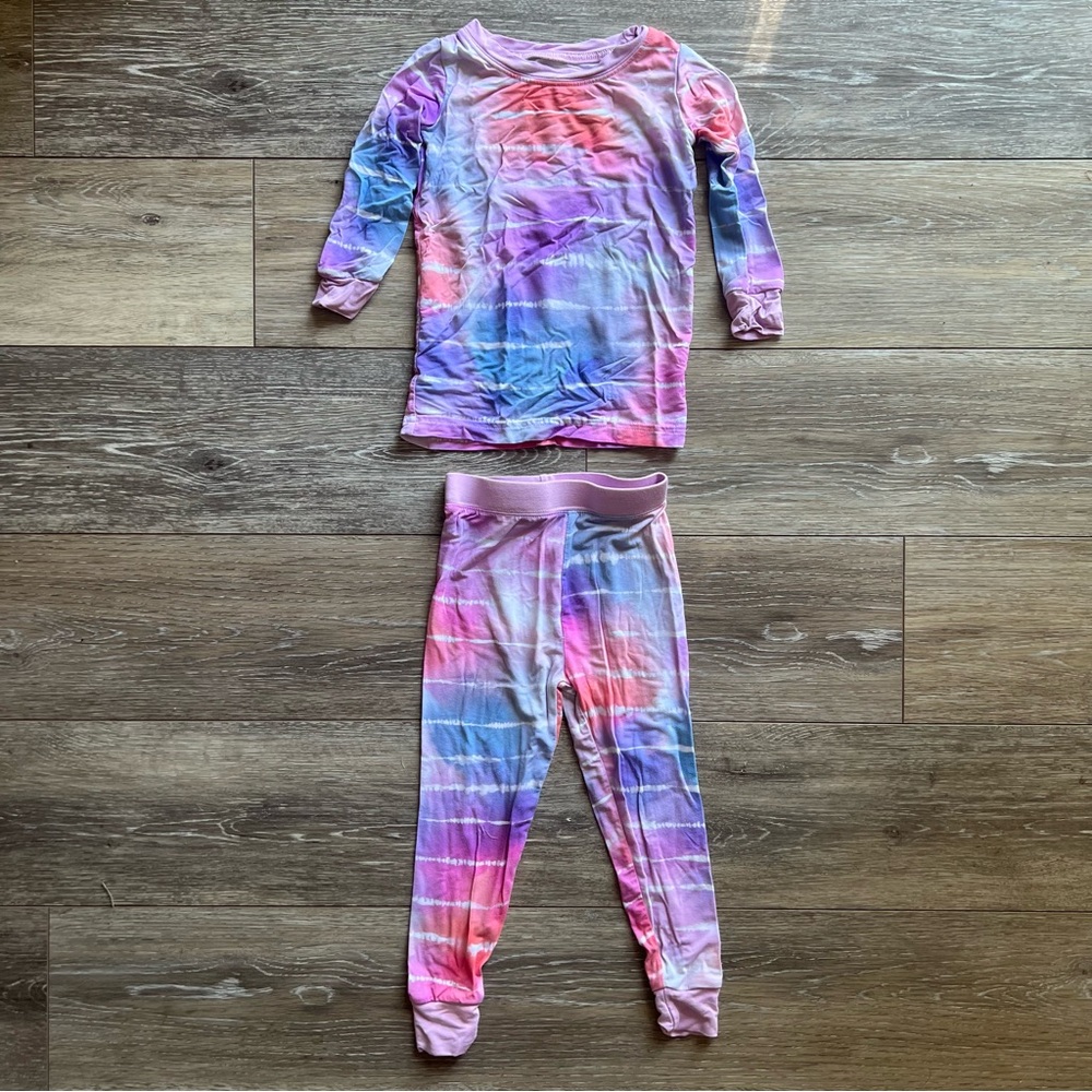 Little Sleepies Tie Dye Dreams 12-18M Long Sleeve Pajamas 💗☁️
